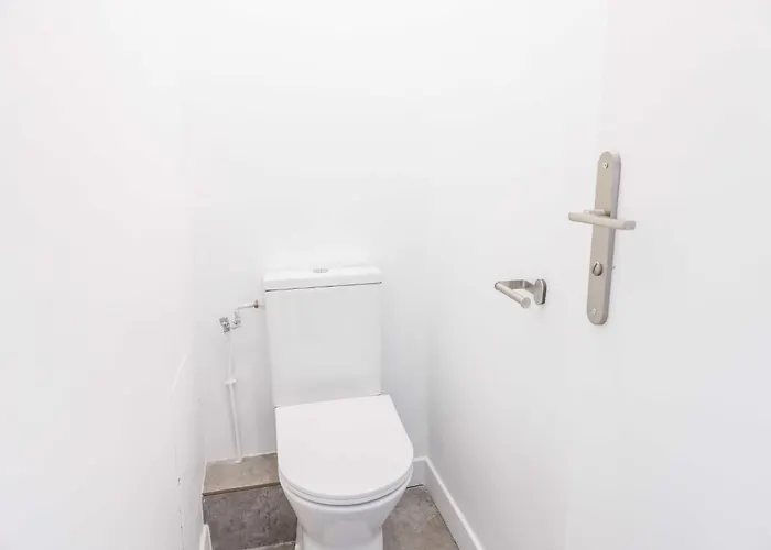 Near 1 Bdr 4p La Appartement